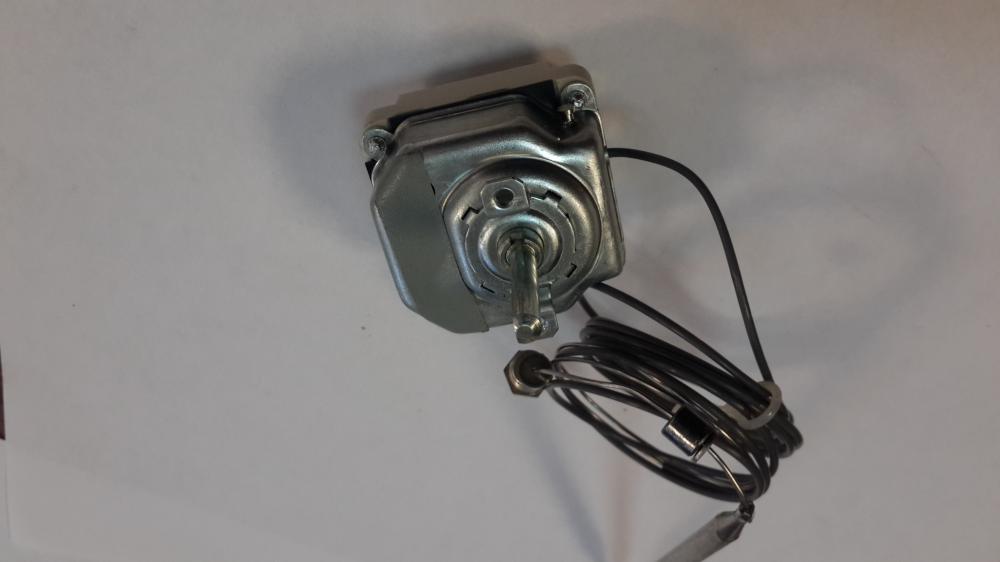 	CLXXX gradus Triphase Thermostat	